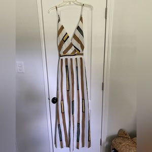 White patterned dress Large BaeVely